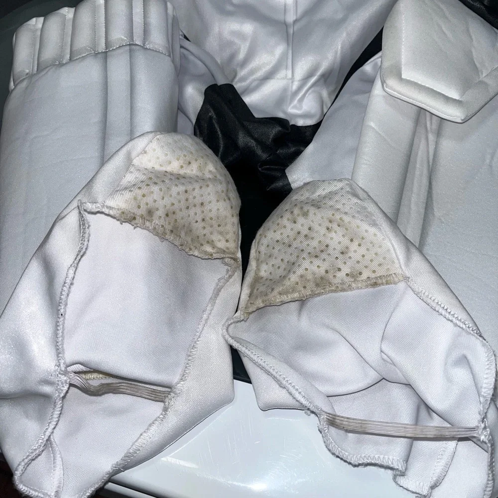 Spirit Star Wars Stormtrooper Costume - White and Black - Picture 16 of 16